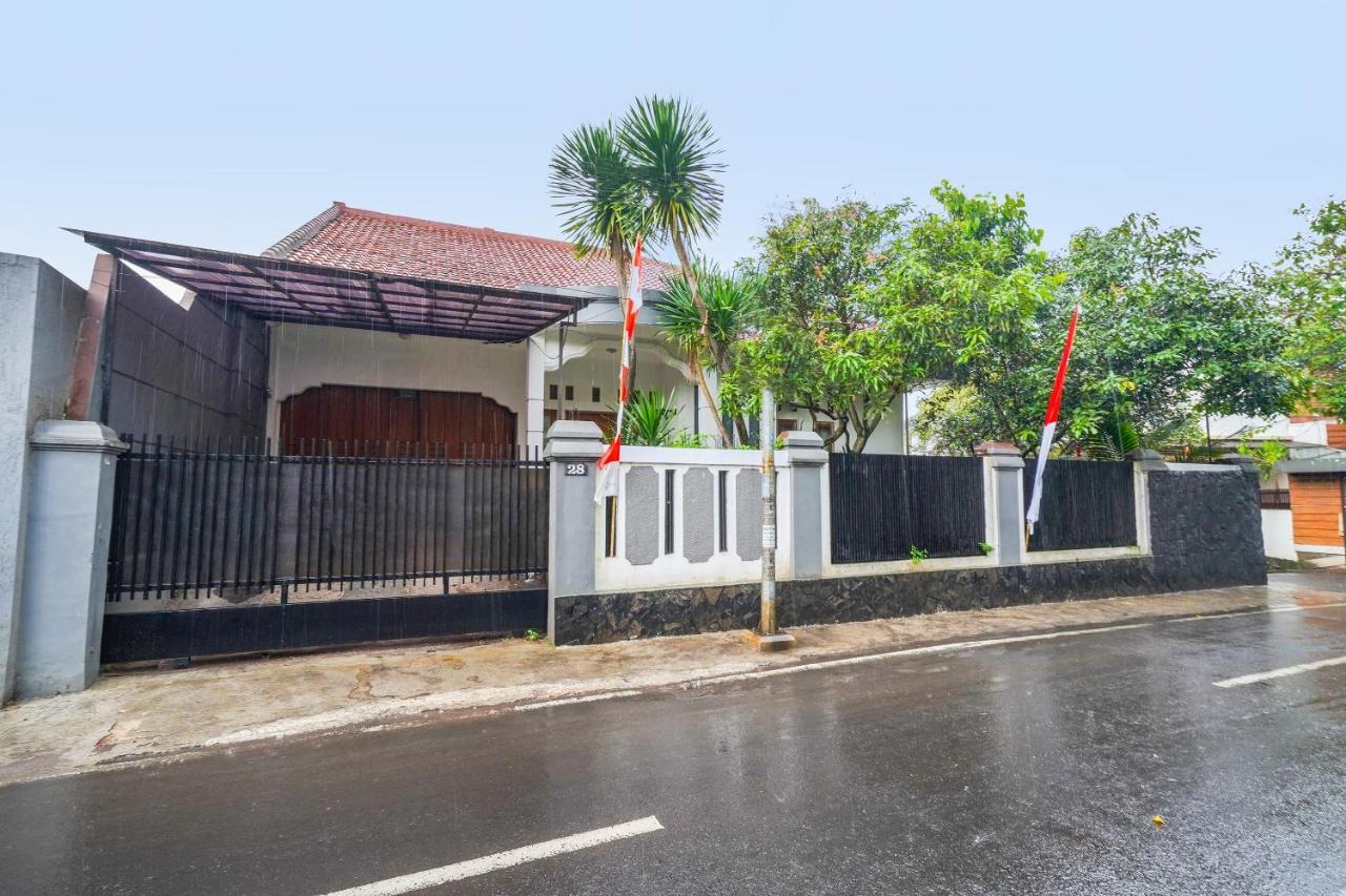 Oyo 91561 Gandhi Hotel Bandung Exteriér fotografie
