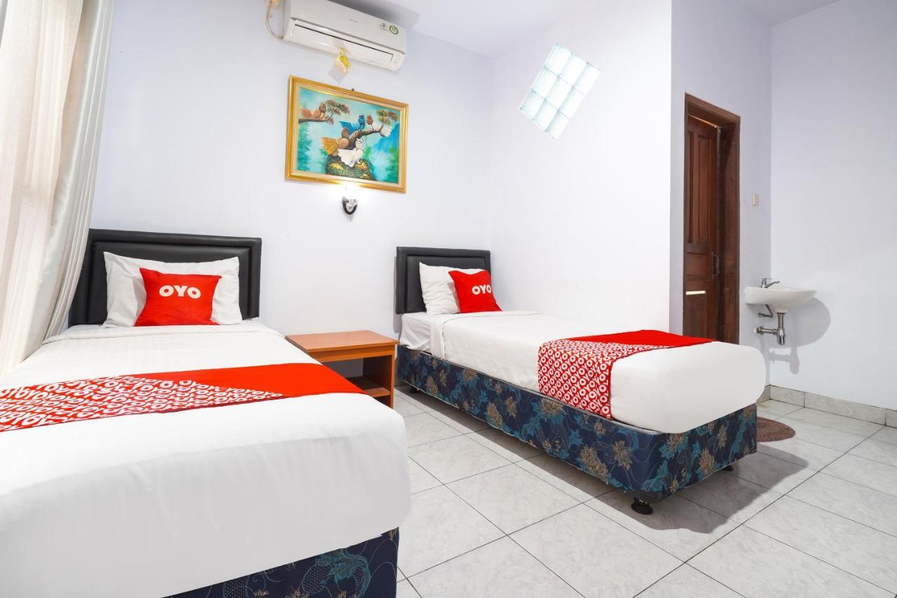 Oyo 91561 Gandhi Hotel Bandung Exteriér fotografie